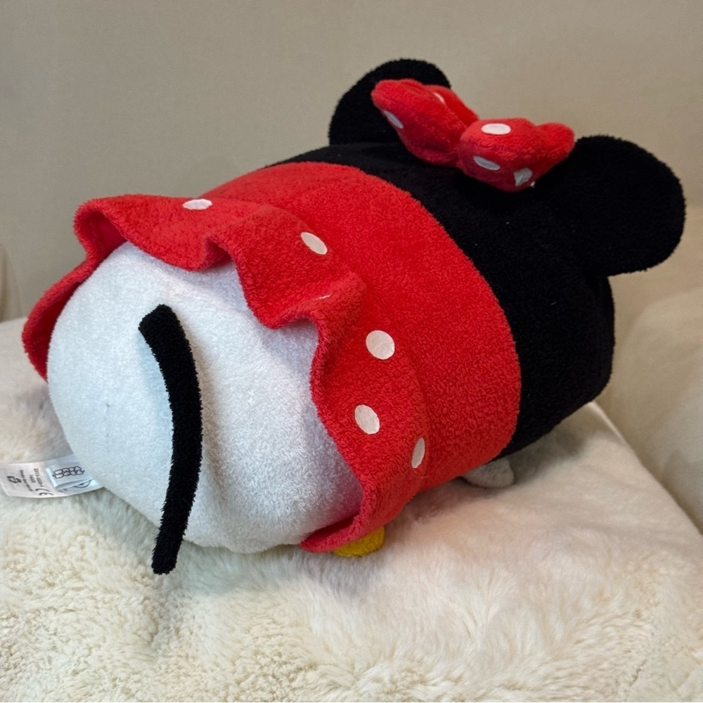 Disney Minnie Mouse Tsum Tsum Plush - Black, Red, and Cream - Picture 5 of 7